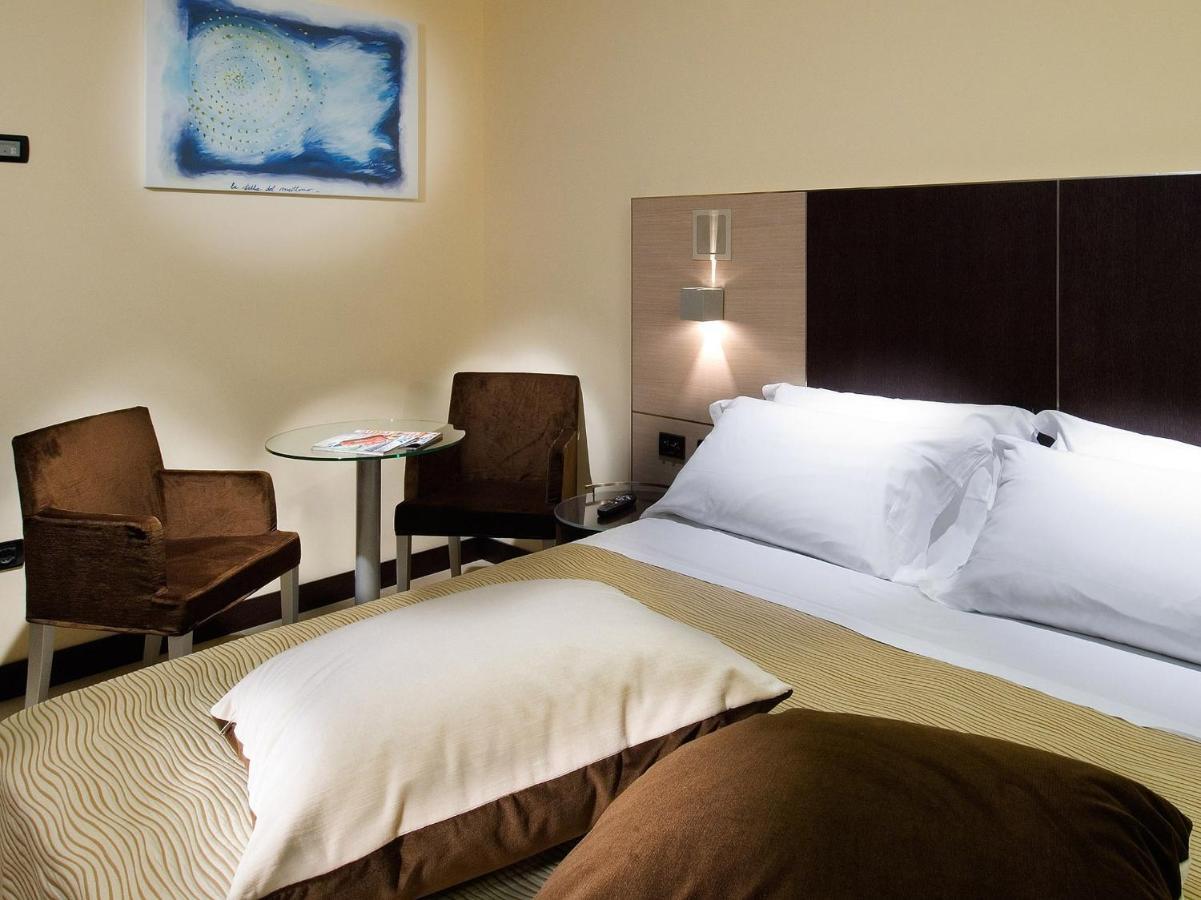 Hotel Imperial San Benedetto del Tronto Esterno foto