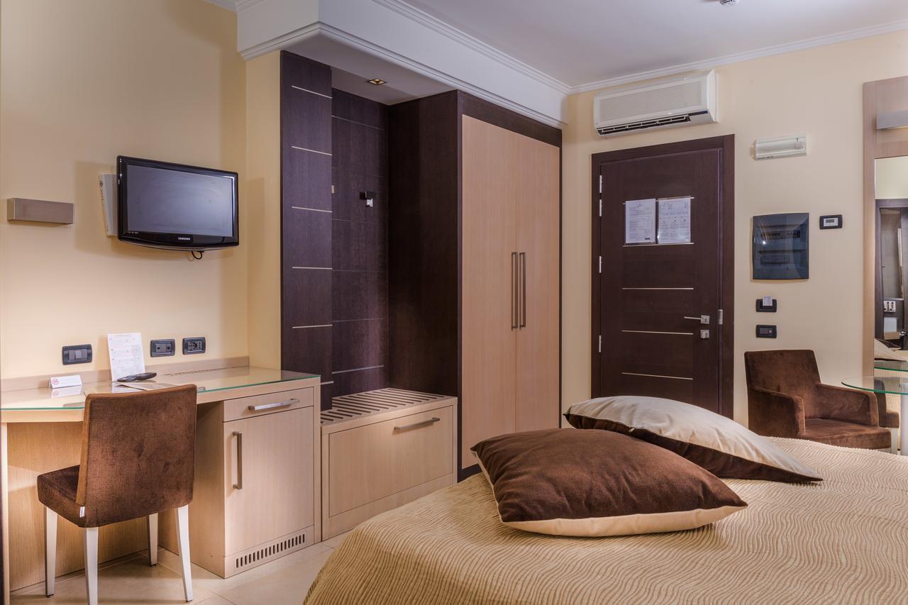 Hotel Imperial San Benedetto del Tronto Esterno foto